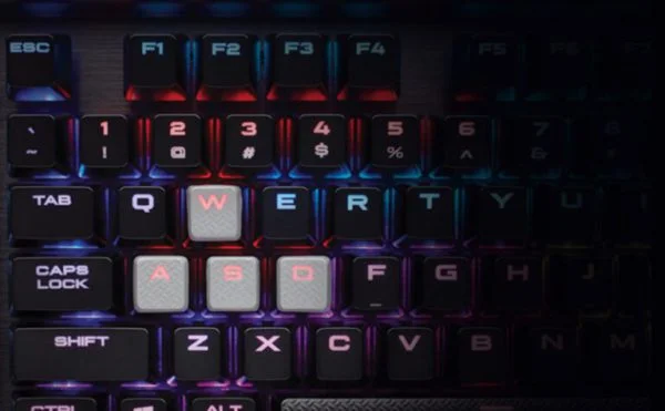 Corsair Clavier K95 RGB PLTN MX Speed Noir – Image 6