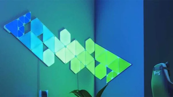 Nanoleaf Shapes Triangles Mini Expansion Pack 10PK – Image 3