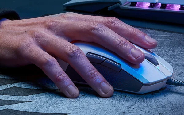Corsair M55 RGB PRO – Image 7